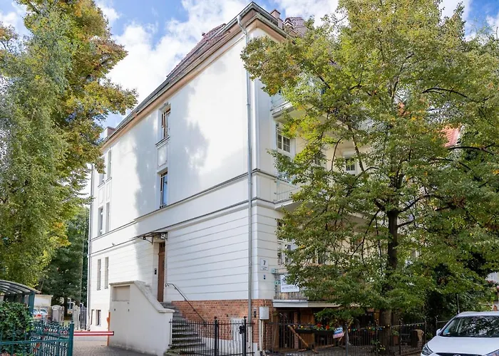Kierunek DELUXE II Królowej Jadwigi 7