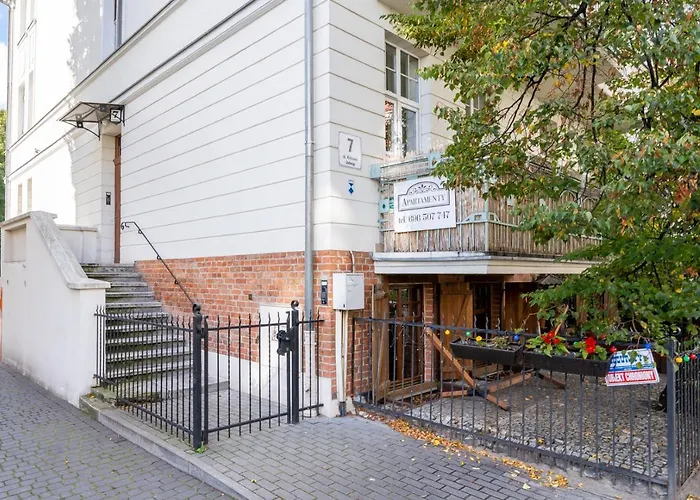 Kierunek DELUXE II Królowej Jadwigi 7